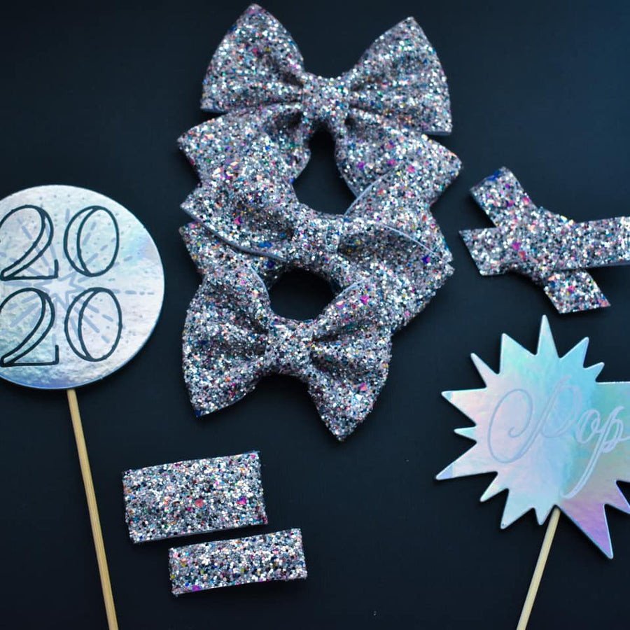Party Popper Glitter Bow