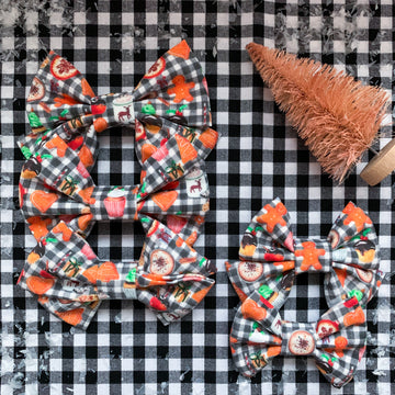 Christmas Spice Bow