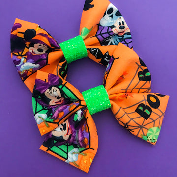 Mouse Not So Scary Bow